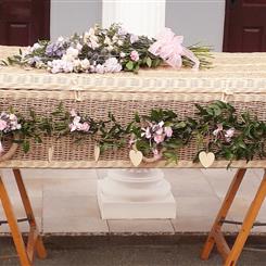 Casket garland