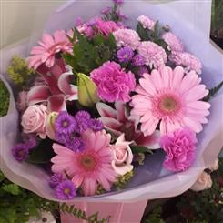 Mauve handtied bouquet 
