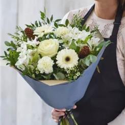 Ice and cream handtied bouquet 