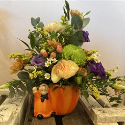 Halloween ceramic pot arrangment