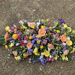 Spring selection casket spray